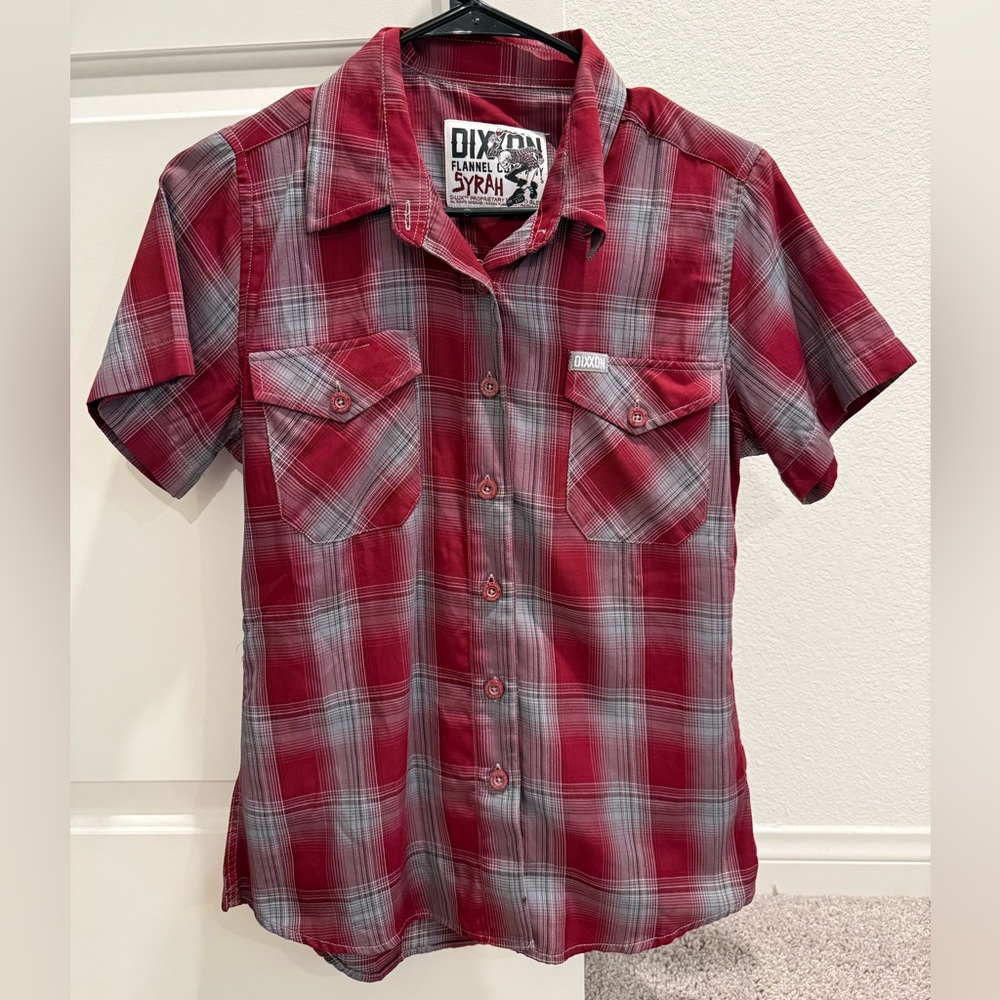 Women’s DIXXON Syrah Red and Gray Plaid Button Down Shirt, Size Small.